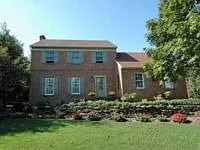 902 Gemstone Dr photo 1