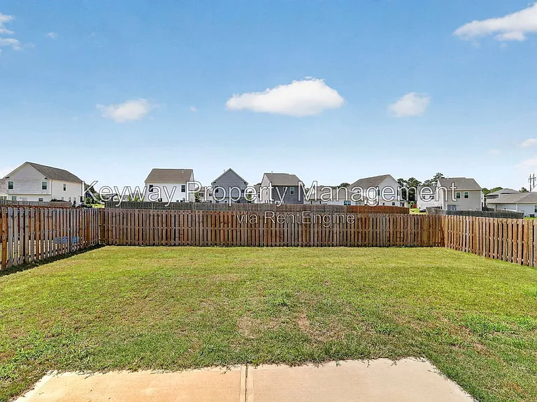 411 Shipwreck Dr — Photo 37