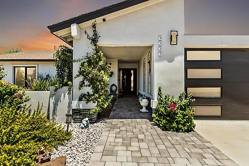 5222 E Tierra Buena Ln Photo 1