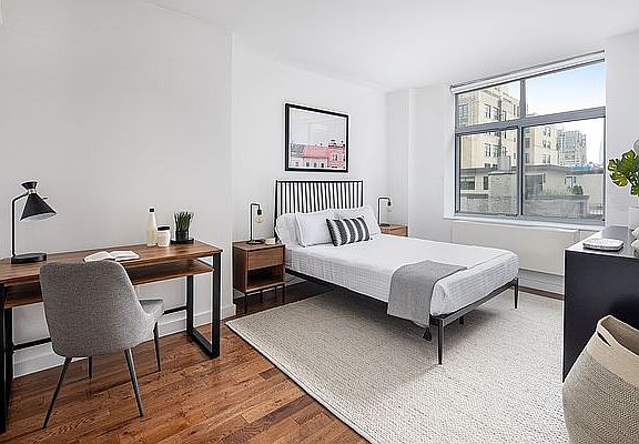 5th image of 260 W 26th St APT 5F