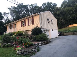 1 Pine Hill Rd, Monroe, NY 10950