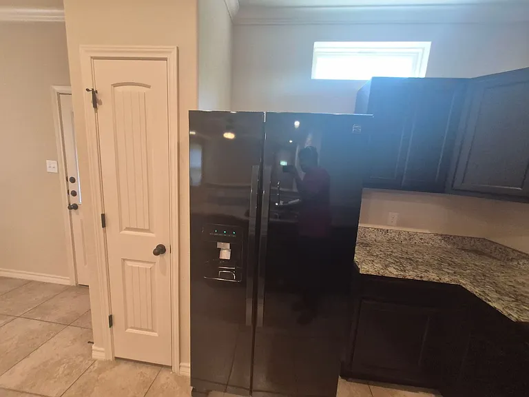 6858 Lakeview Dr #101 — Photo 9
