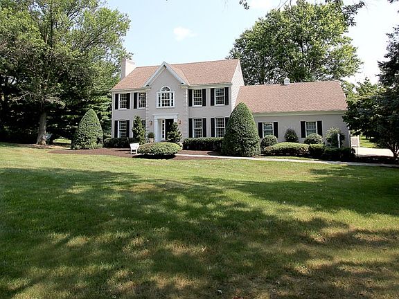 2nd image of 15117 Water Oak Dr