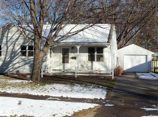 306 20th St NW, Austin, MN 55912