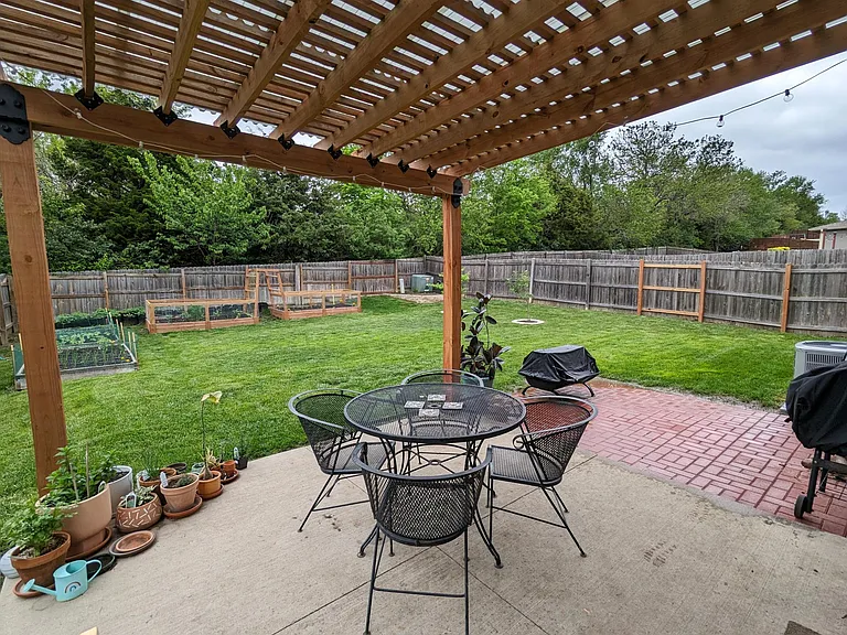 6324 Serenade Dr — Photo 12