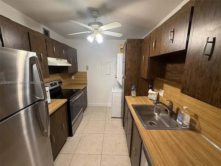 7995 SW 86th St #305 — Photo 7