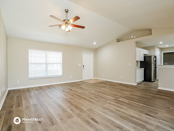 4th image of 113 NW 29th Ter
