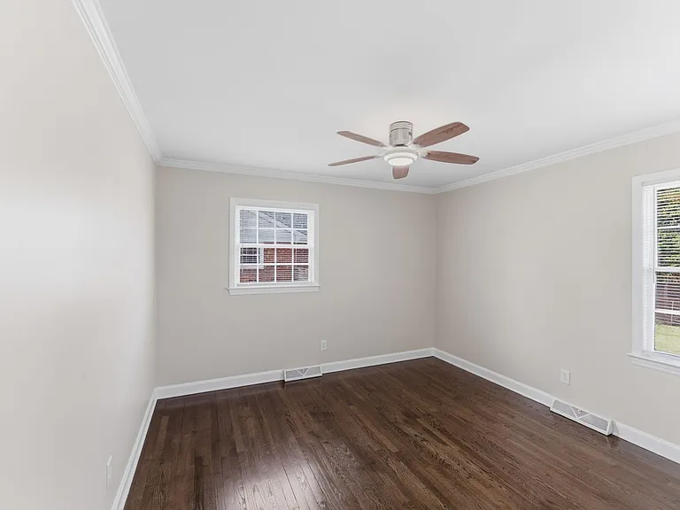 4000 Fieldcrest Rd — Photo 15
