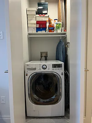 Rented by Hillel Realty Group | media 17