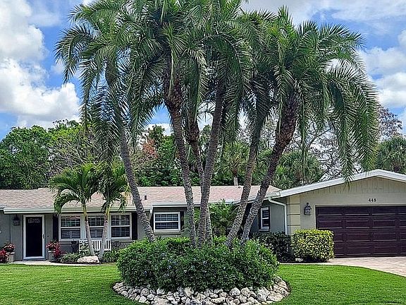 4th image of 448 S Shore Dr