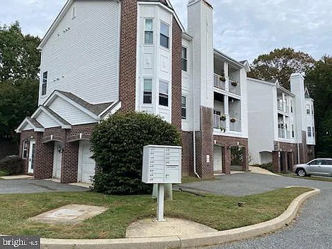 Arborview — Photo 1