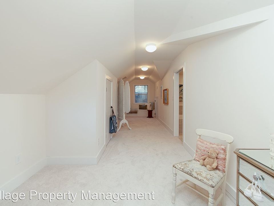 1st image of 1820A Wildwood Ave