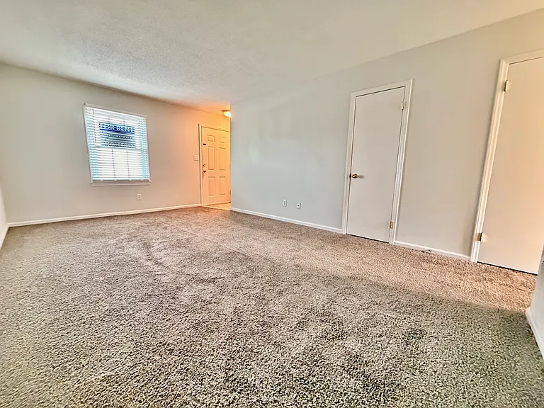 207 Northpoint Ave #H — Photo 2