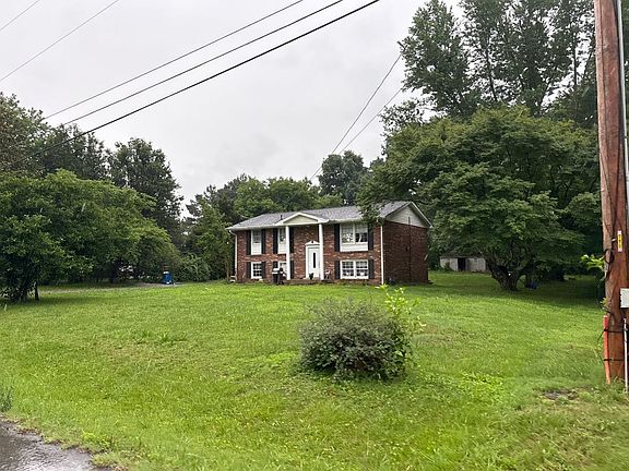 2nd image of 105 Apple Ln