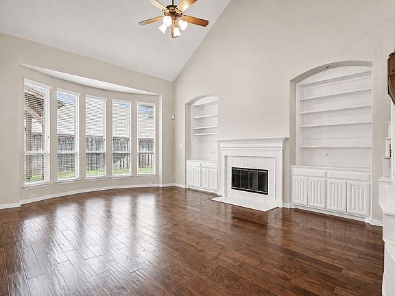 4th image of 3107 Olen Ct