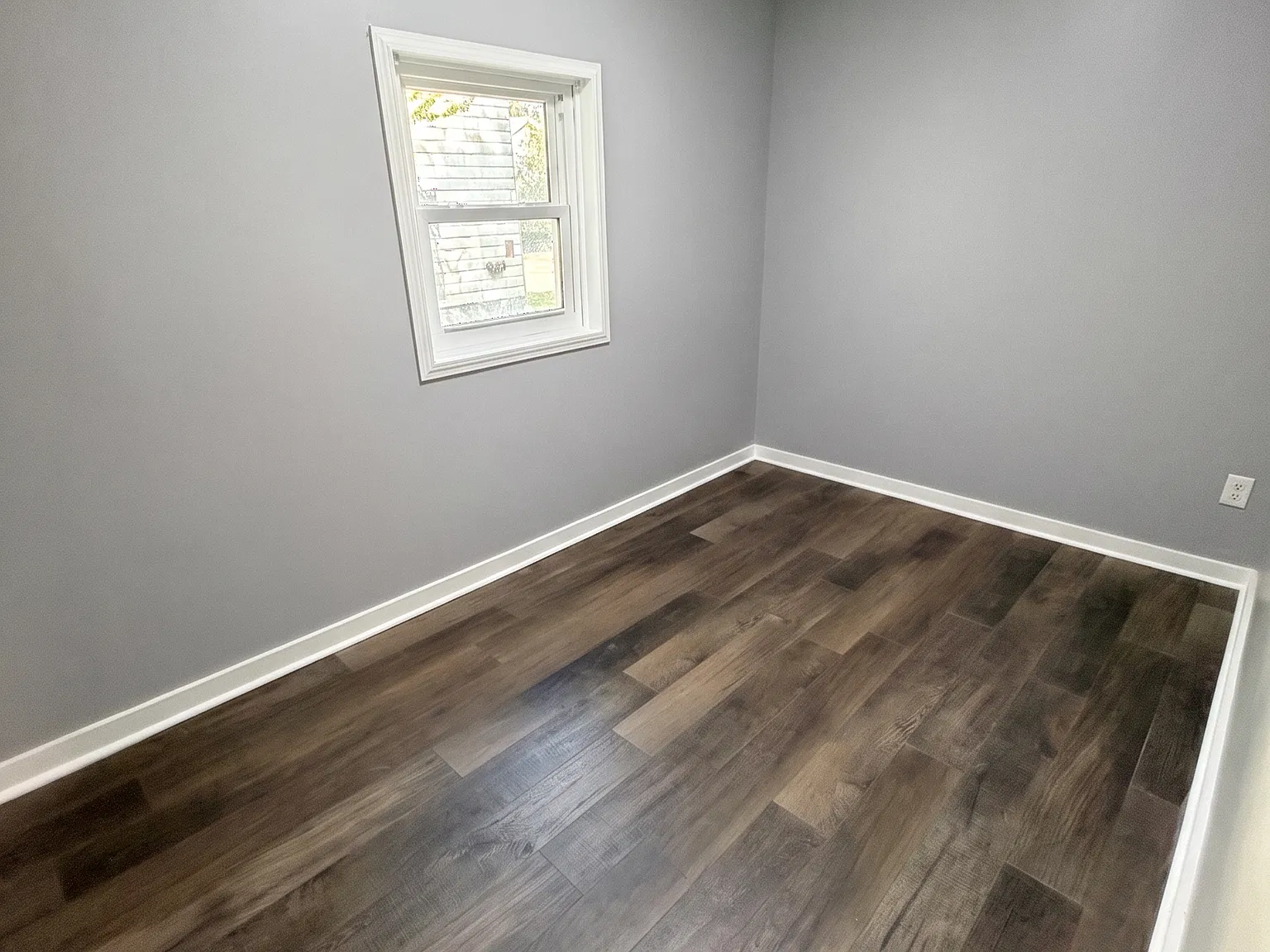 1410 Ash St — Photo 4