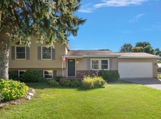 3804 Timberwolf Dr, Traverse City, MI 49684