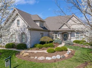1278 Club View Dr, Dayton, OH 45458