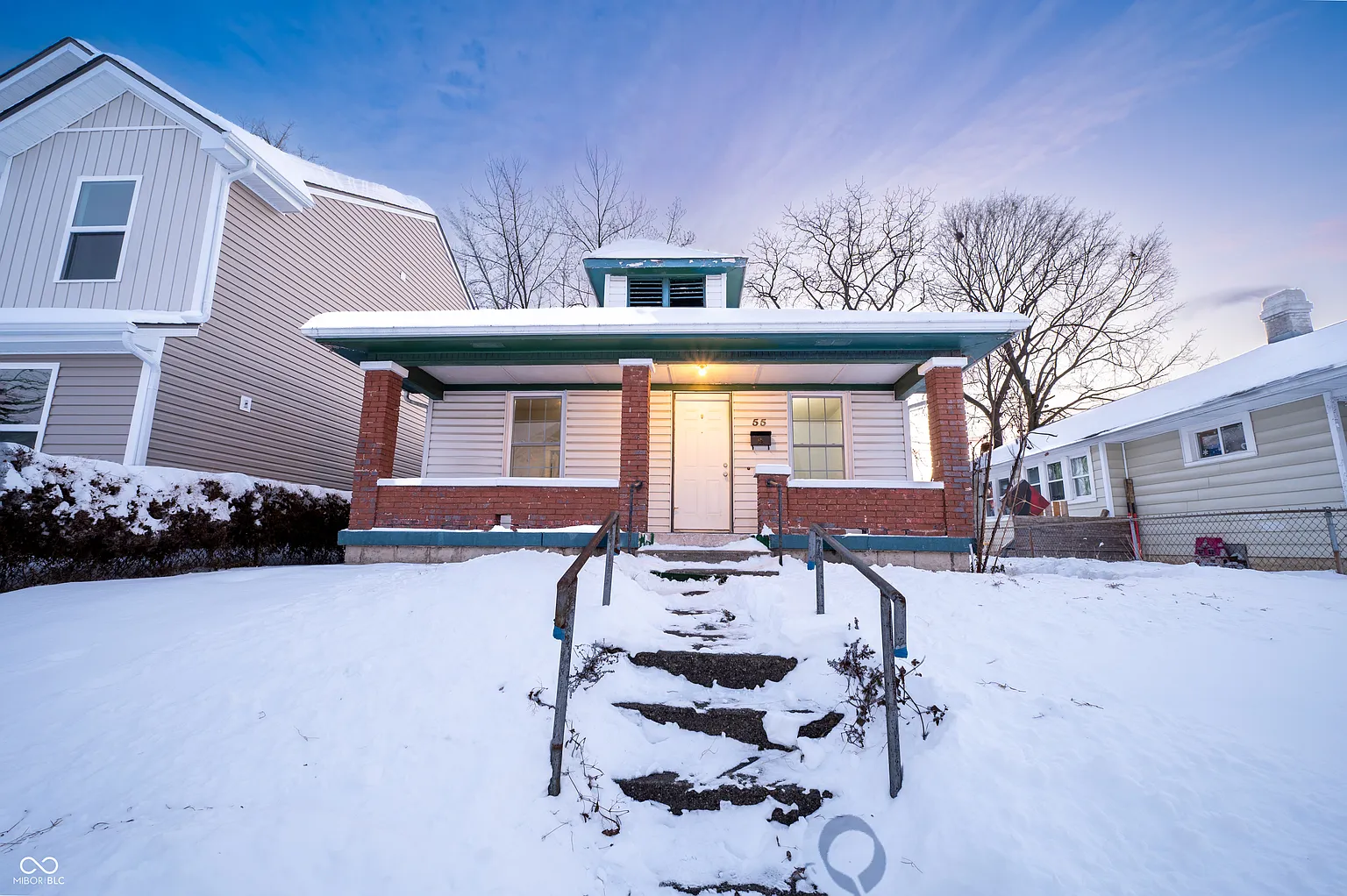 55 S Chester Ave photo 1