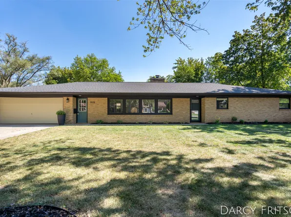 7676 Louise Ave, Jenison, MI 49428