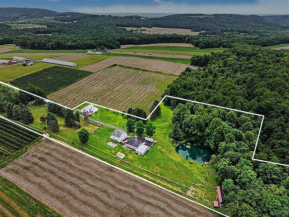 2nd image of 502 Celebration Hill Rd