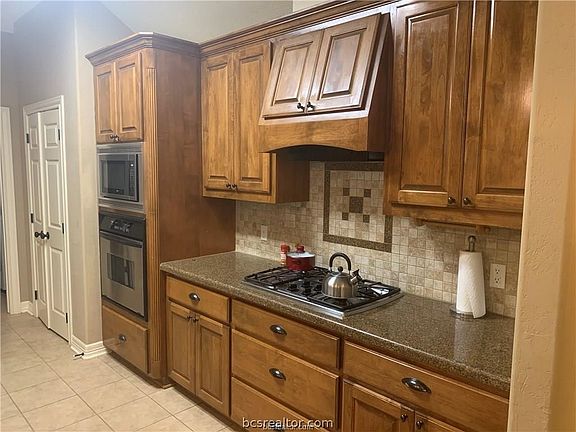 2nd image of 303 Candle Stone Ct