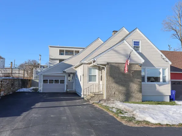 58 Alsace Street, Manchester, NH 03102