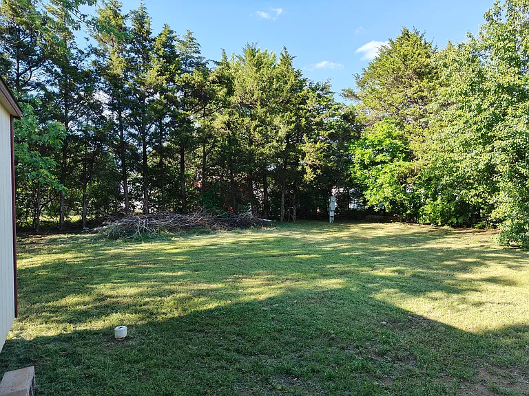 3208 E Peachtree Ave — Photo 9