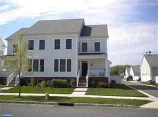 22 Union St, Robbinsville, NJ 08691