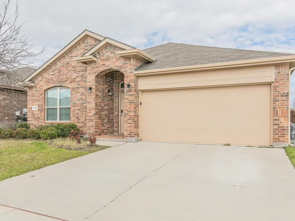 5200 Sugarcane Ln, Fort Worth, TX 76179