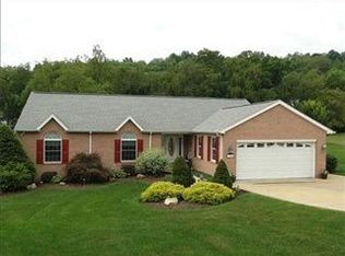 1744 Ridgewood Dr, Washington, PA 15301