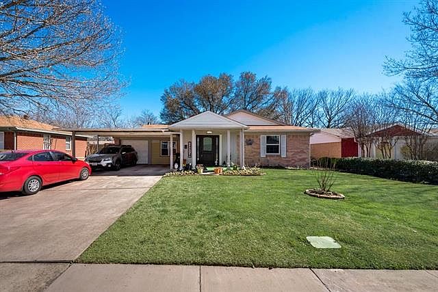 1st image of 3444 Antilles Dr