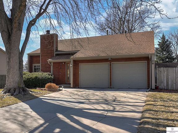 3rd image of 5818 S 155th St