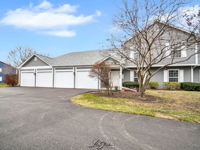 225 Hampshire Ct UNIT 102B, Naperville, IL, 60565