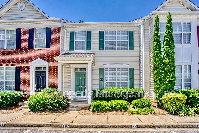1st image of 103 Bumble Cir