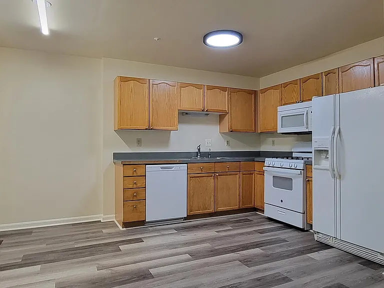 601 Primus Ct — Photo 10