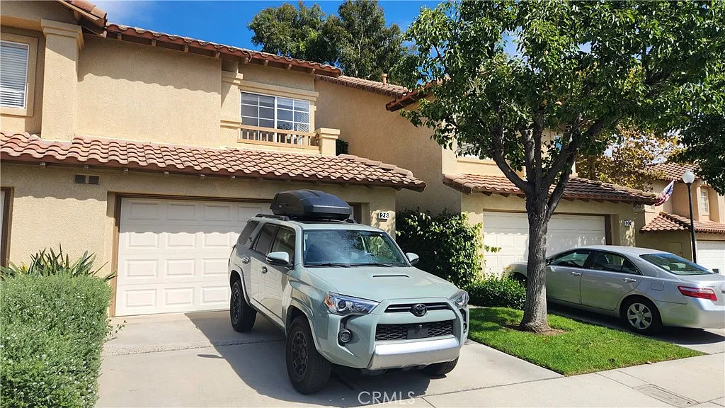 3 bed, 2.5 bath, 1472 sqft, $4,500 — Photo 1