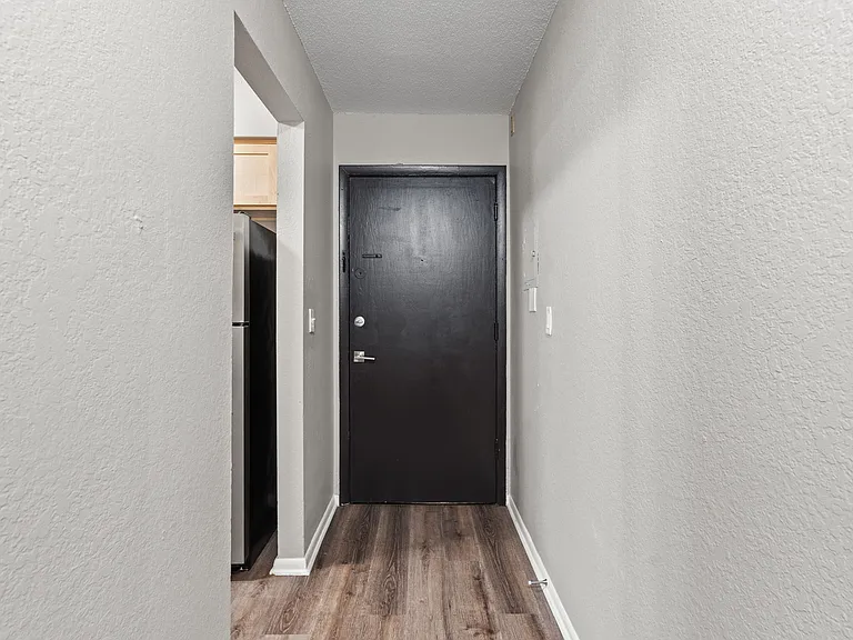 Granite Ridge Apartments — Photo 21
