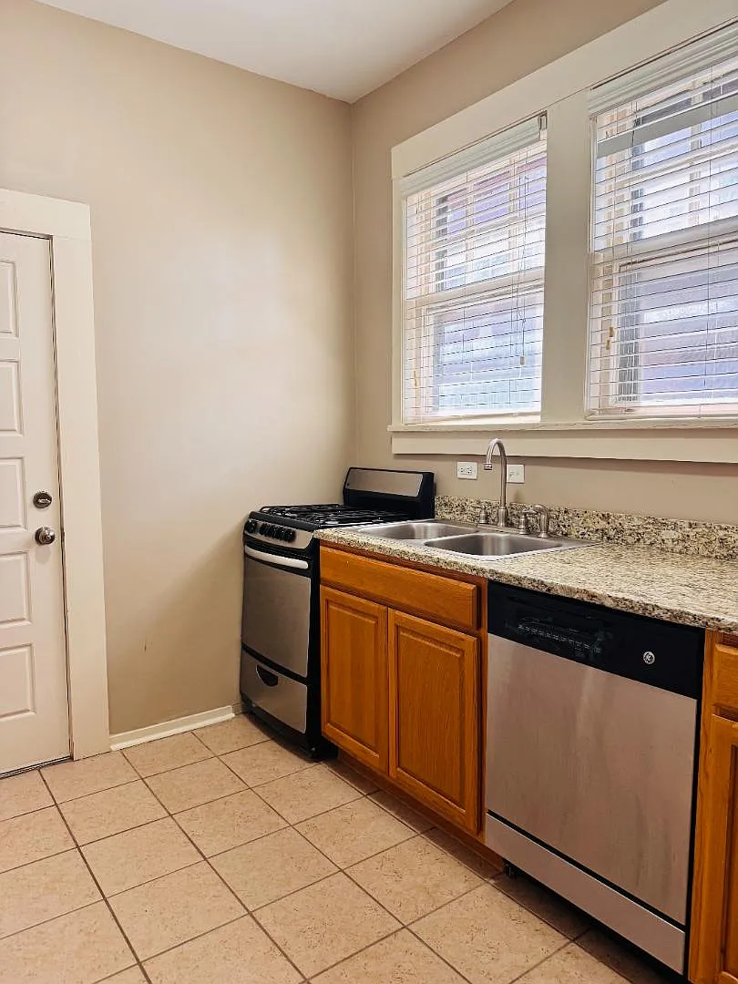 31 S McLean Blvd - #14 — Photo 1