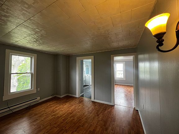 5th image of 111 Fisher Ave #2
