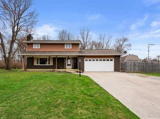 4708 Willow Brook Dr, Fort Wayne, IN 46835