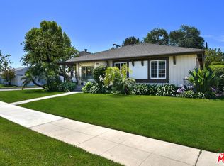 22232 Kittridge St, Canoga Park, CA 91303