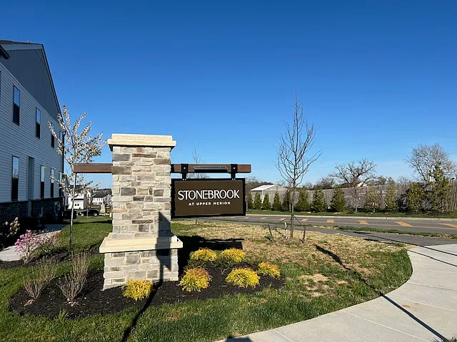 702 Juniper Ct — Photo 3