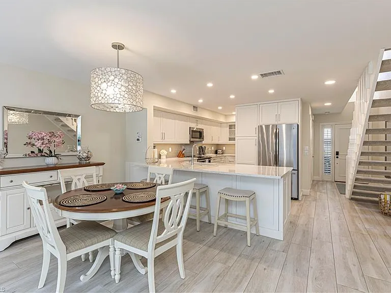 833 Meadowland Dr #14-3 — Photo 3