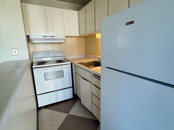 3rd image of 4131 11th Ave NE APT 707