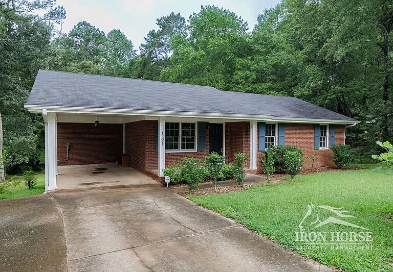 131 Plantation Rd — Photo 19