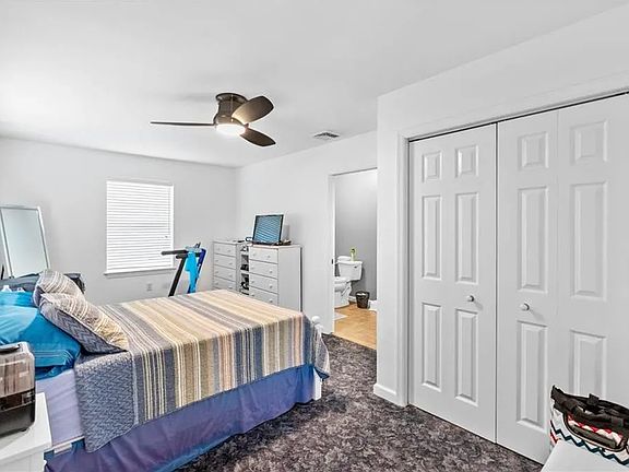 3rd image of 2084 Johnston Dr