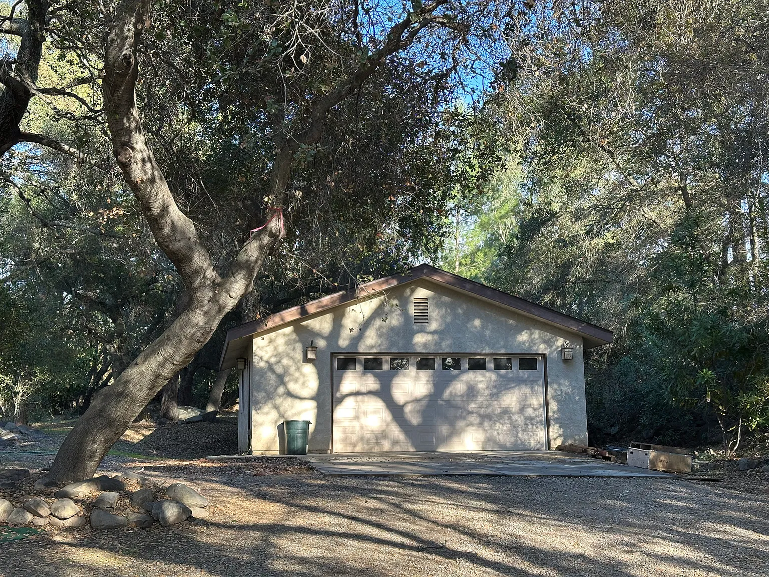 4210 Hendrickson Rd — Photo 2