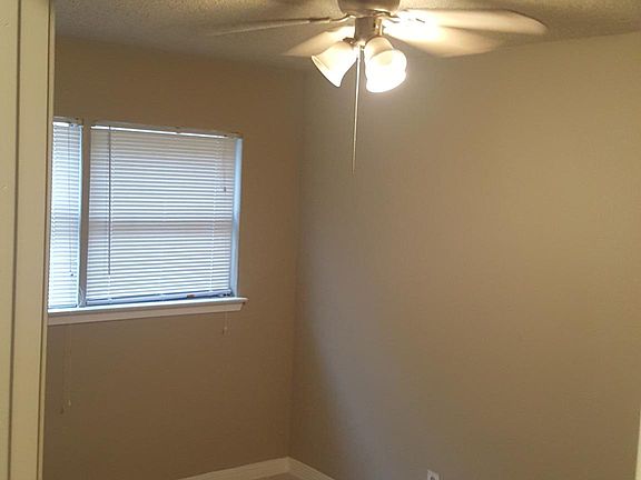 3rd image of 7410 Lindencrest St APT 14