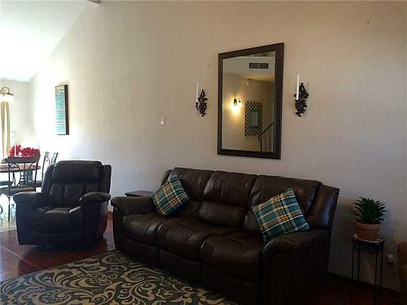 3rd image of 220 Laurel Springs Ct